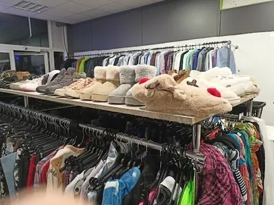 MODNA SZAFA odzież używana